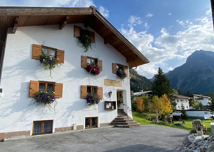 Lech Hostel