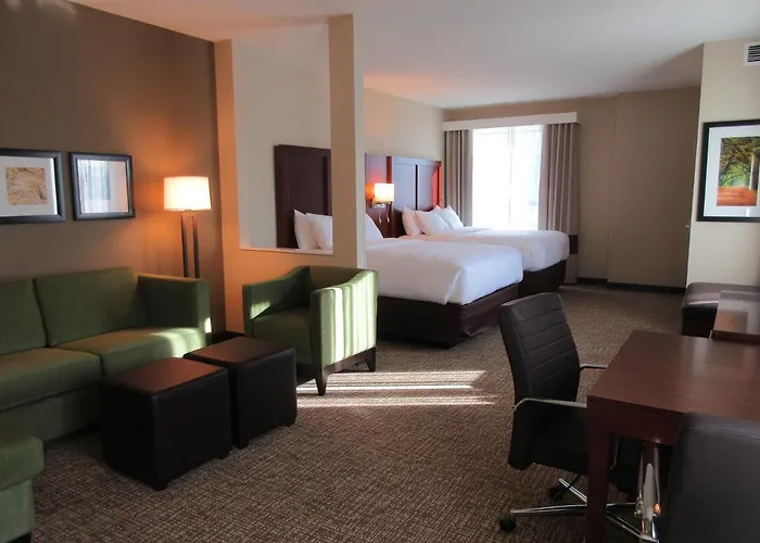 Comfort Suites Summerville