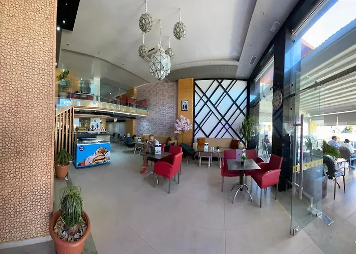 Hotel VELSATIS