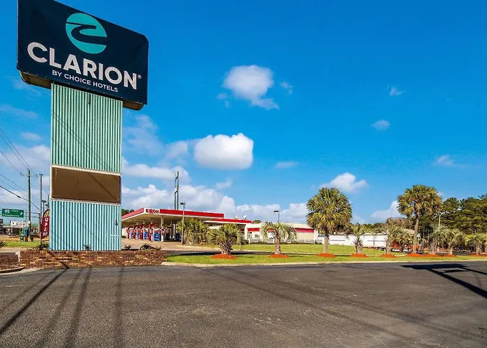 Clarion Inn & Suites Florence - Darlington