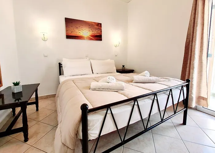 Avra Rooms