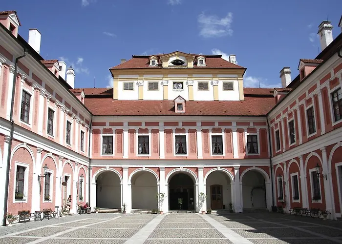Zamek Cerveny Hradek