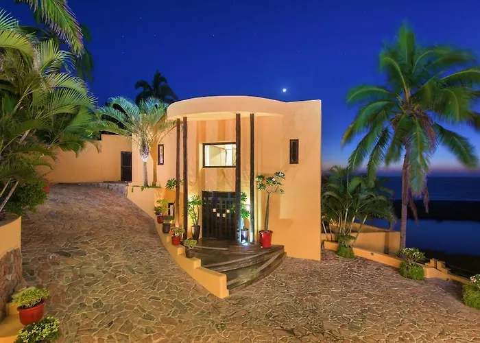 New Luxury Getaway - Pool, Spa, Sunset, Views @ Casa Bella