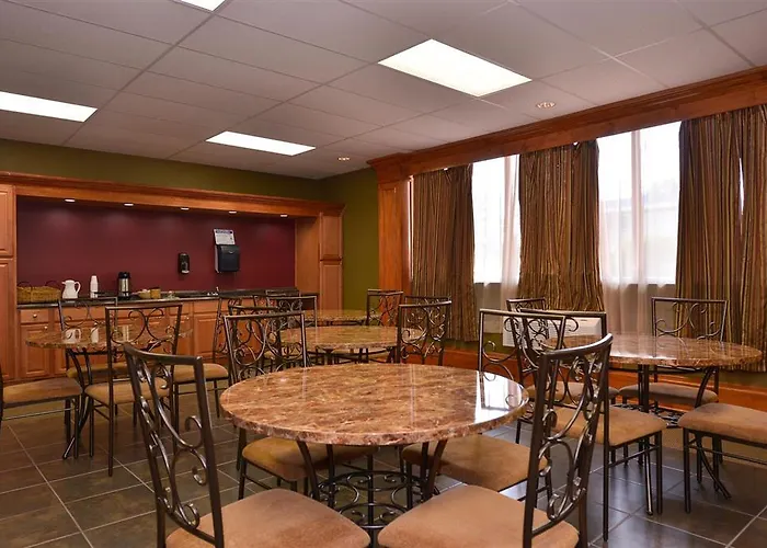 Americas Best Value Inn & Suites Kansas City