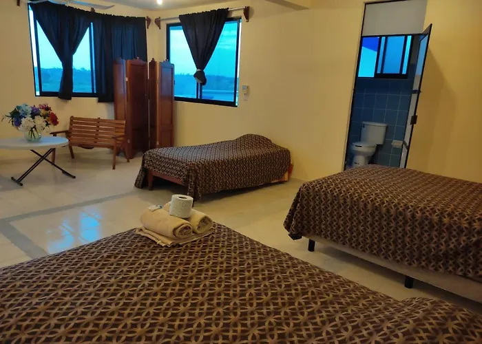 Hotel Sociedad Y Maristas