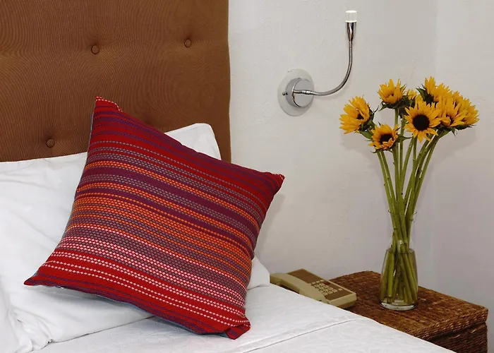 Los Milagros Hotel