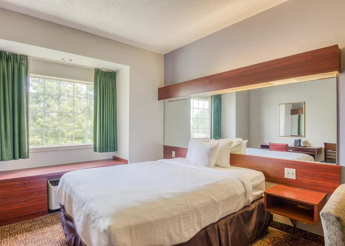 Trident Inn & Suites, Baton Rouge (Adults Only)
