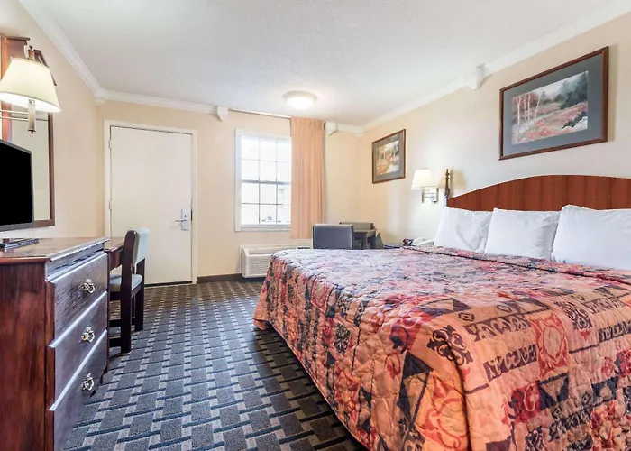 Knights Inn Greenville