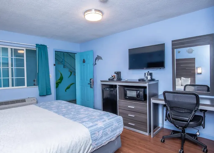 Aqua Breeze Inn