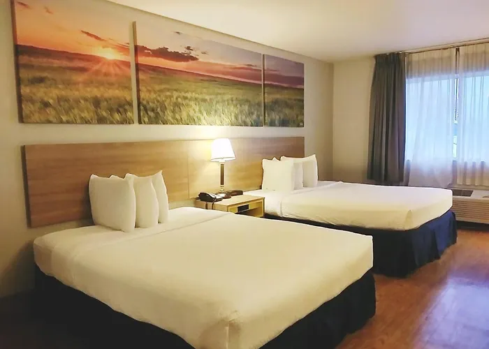 Days Inn By Wyndham Osage Beach Lake Of The Ozarks