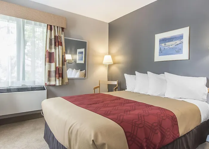 Econo Lodge La Malbaie