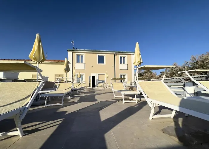 Hotel Cecina Beach
