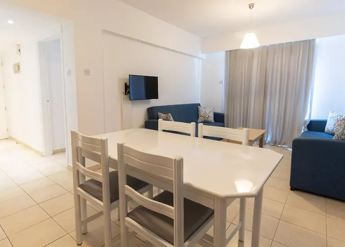 Vrissaki Hotel Apartments