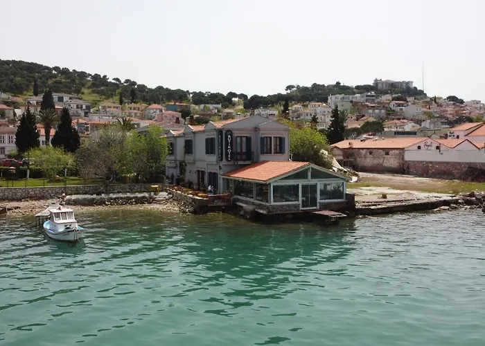 Ferahi Evler Ayvalik