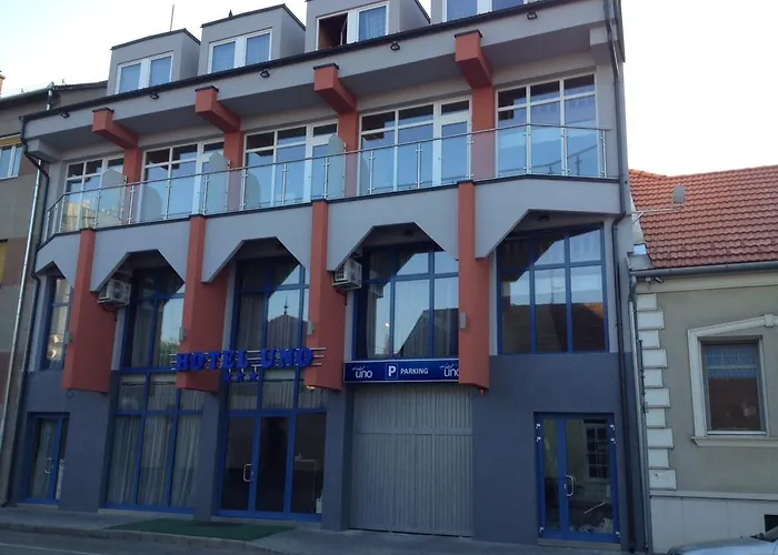 Hotel Uno