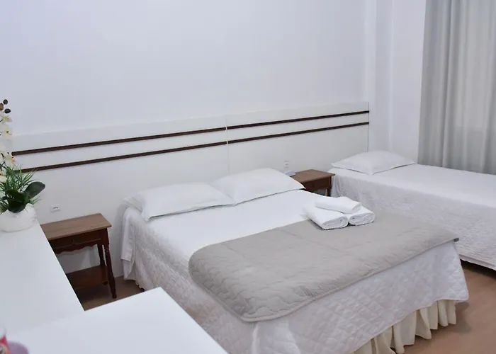 Avenida Hotel