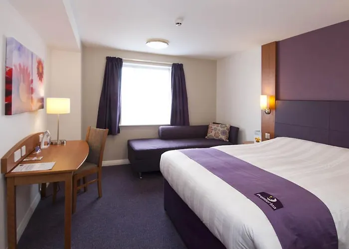 Premier Inn Swindon Central