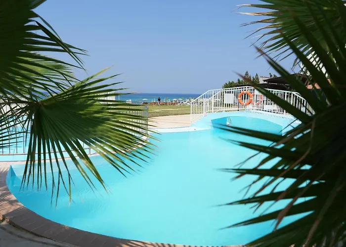 Astreas Beach Hotel Apartments