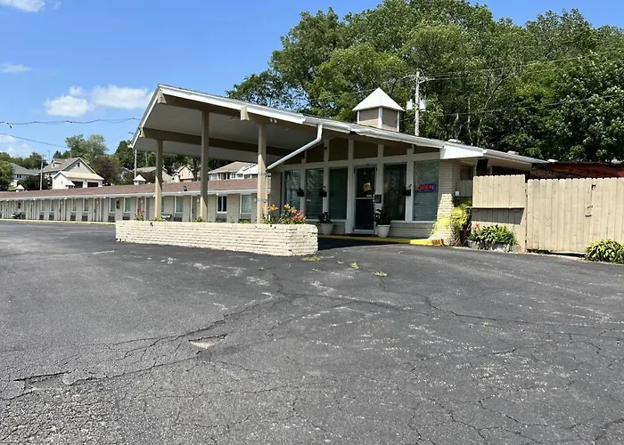 Capri Motel