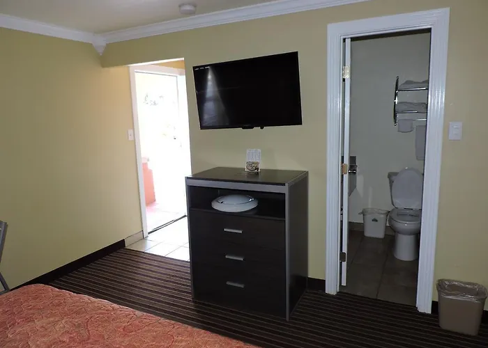 Temple Motels