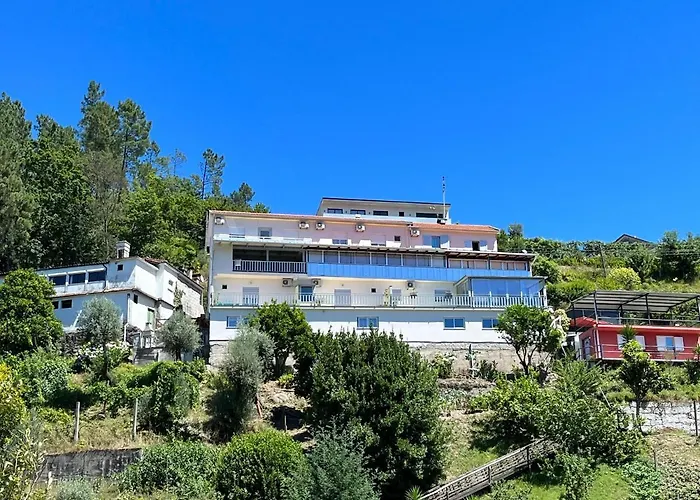 Hotéis baratos em Gerês