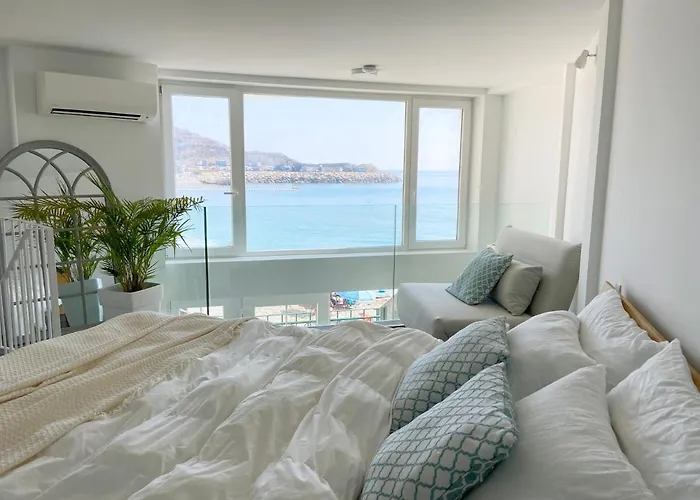 Spectacular Beachfront Duplex On The Mediterranean - Caleta, Catalan Bay