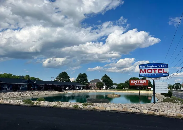 Washington & Lee Motel