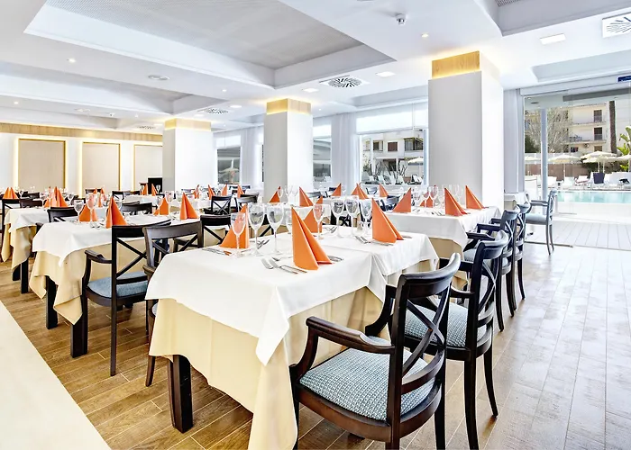 Grupotel Acapulco Playa - Adults Only