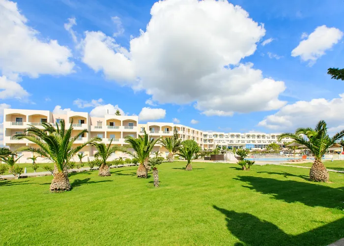 Sovereign Beach Hotel