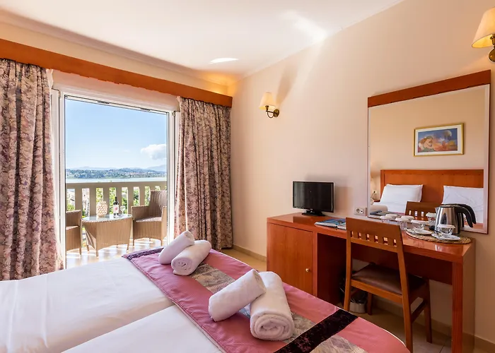 Hotels in Kanoni (Corfu)
