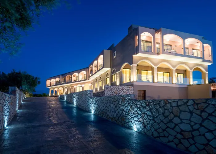 Elegance Luxury Executive Suites - Adults Only