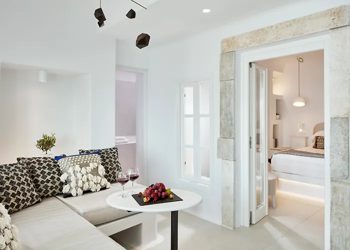 Cosmopolitan Suites - Small Luxury Hotels Of The World