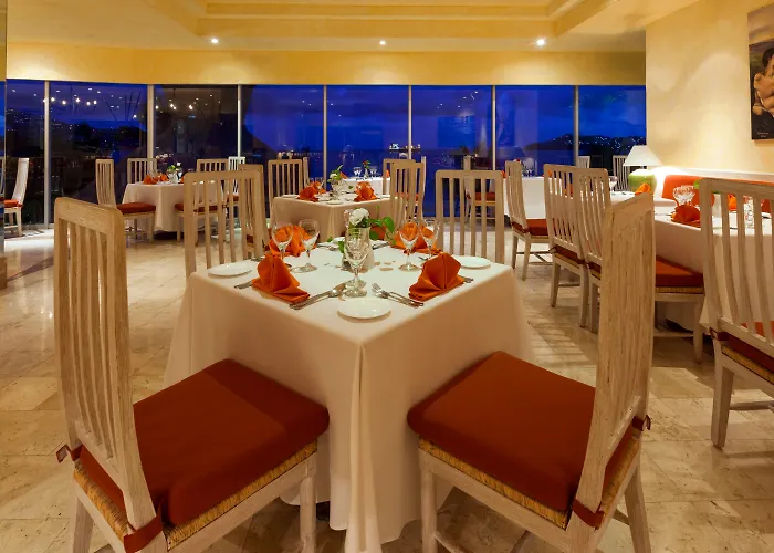HS HOTSSON Hotel Acapulco