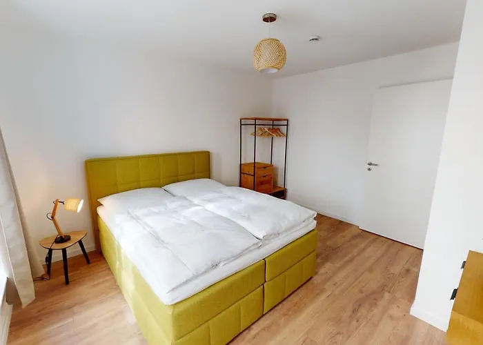 Travel Art Boardinghouse