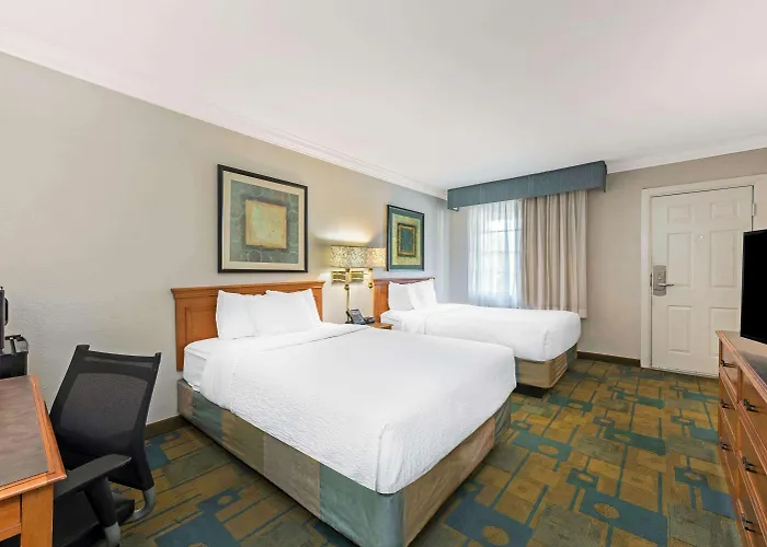La Quinta Inn By Wyndham New Orleans Causeway