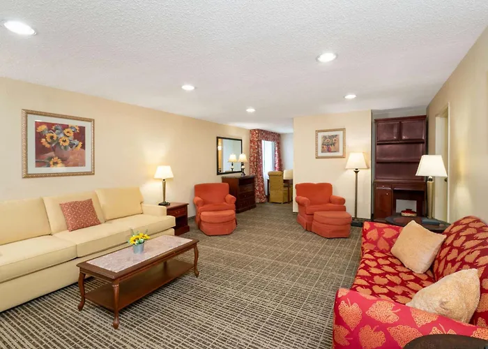 Baymont By Wyndham Knoxville/Cedar Bluff