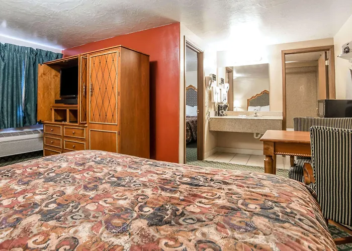 Riverton Inn & Suites Riverton
