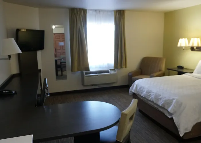 Candlewood Suites Tulsa