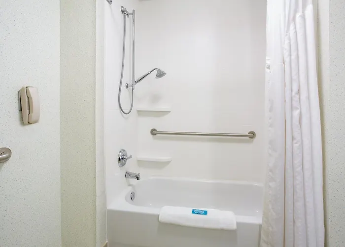 Bonner Springs Hotels