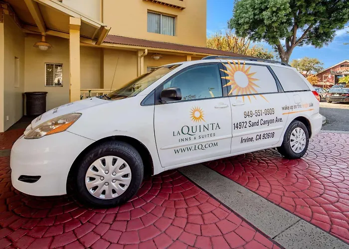 La Quinta Inn & Suites By Wyndham Irvine Spectrum