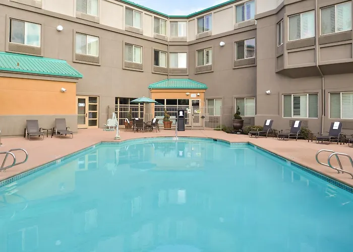 Elk Grove Cheap Hotels