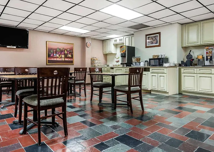 Quality Inn & Suites Binghamton Vestal