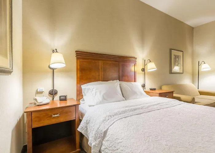 Sidney Hotels