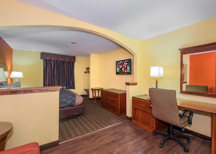 Red Roof Inn & Suites Madison, Ga