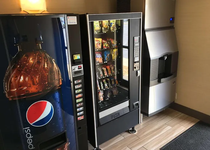 Best Western Falcon Plaza - Bowling Green