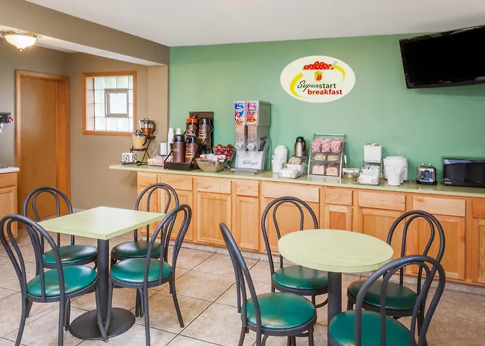Super 8 By Wyndham Stevensville St Joseph
