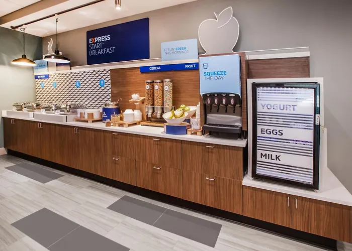 Holiday Inn Express Peachtree Corners-Norcross By Ihg