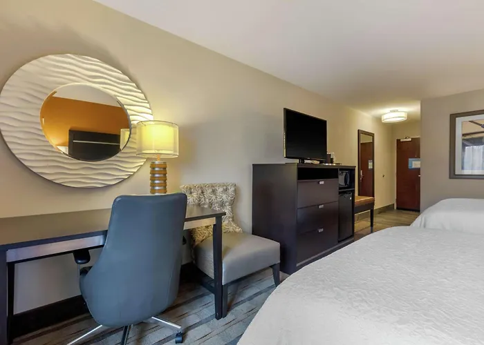 Hampton Inn And Suites Columbus, Ms