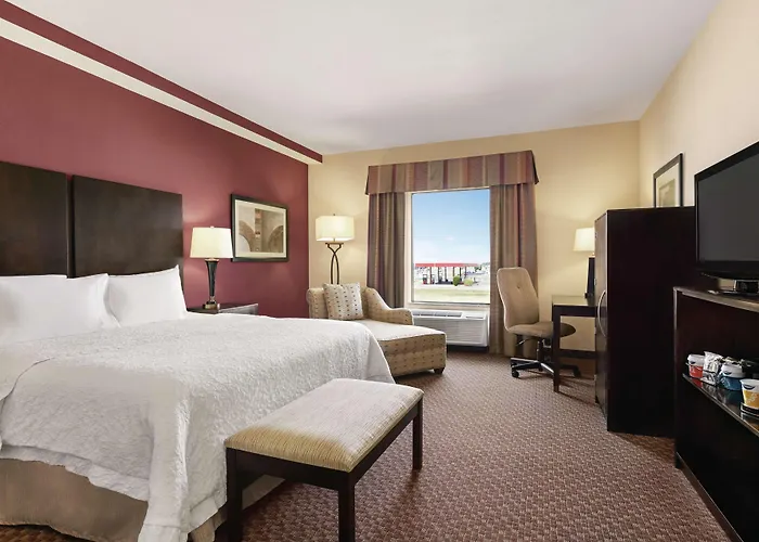 Hampton Inn & Suites Enid