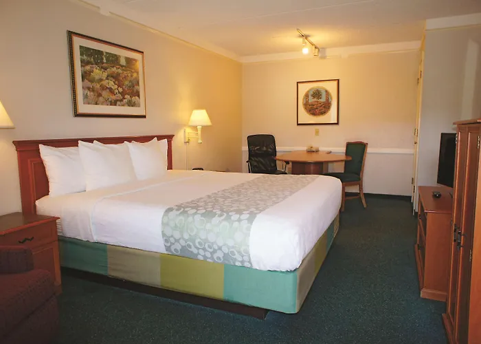 La Quinta Inn By Wyndham Bakersfield South